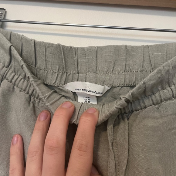 H&M linen blend barrel pants - Picture 2 of 2